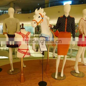Fiberglass Horse Shopping Mall Decoration / Amusement Park thumbnail-3