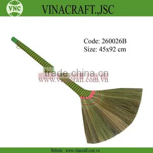Vietnam Grass Broom With Plastic Fiber thumbnail-2