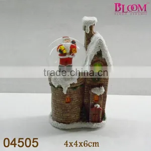 Factory Direct Sale Santa Design Resin Water Globe thumbnail-1