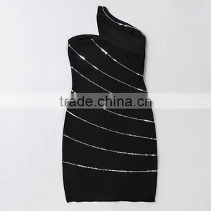 New Designer One Piece Sexy Flash Stripes Black One-shoulder Party Dress thumbnail-4