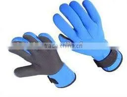 Neoprene Gloves thumbnail-1