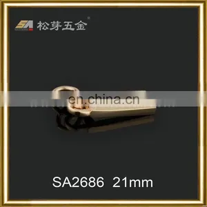 Customized Hot Selling Sportswear Zipper Puller thumbnail-1