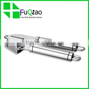 Wholesale Fruit And Vegetable Tools Stainless Steel Garlic Tool , Garlic Press , Garlic Crusher thumbnail-2