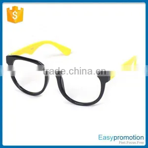 Latest Arrival OEM Design Customizable Sunglasses Reasonable Price thumbnail-5