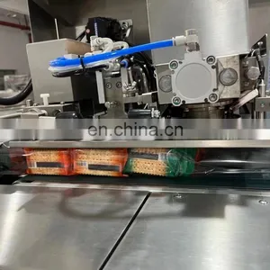 Full Automatic Feeding Family Pack/Outer Pack/Multipack Plastic Bag Horizontal Pillow Packaging Machine thumbnail-4