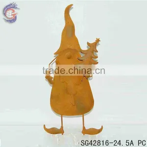 Rust Metal Garden Gnomes for Decor thumbnail-2