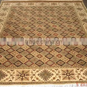 Serapi Hand Knotted Wool Carpets thumbnail-1