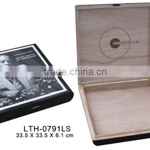 Custom Wooden Cigar Packing Box Wholesale Cigar Gift Set thumbnail-1