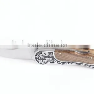 OEM New Design 440C Stainless Steel Pocket Knife With Wood thumbnail-3