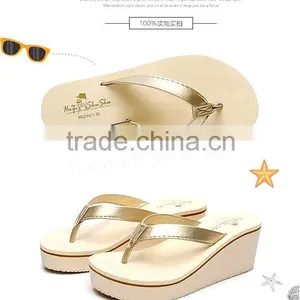 Populer Women Platform Sandals on Beach Casual Flip-flops thumbnail-1