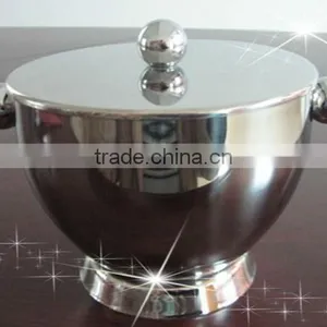 Shiny Surface Stainless Steel Ice Bucket With Lid thumbnail-1