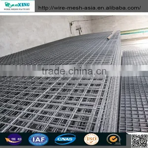 Galvanized Welded Wire Mesh Panel for Livestock Bird Cage thumbnail-1