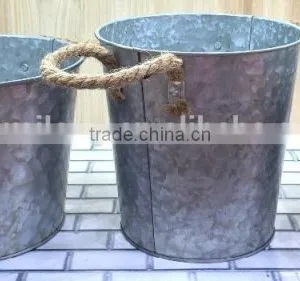 Wholesale Village Style Iron Art/wrought Iron Flower Pot thumbnail-1