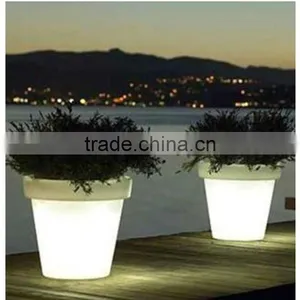 Large LED Vase thumbnail-1