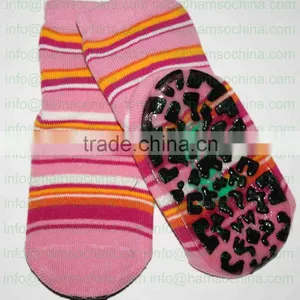 Baby Tramponline Socks With Non Slip Dots Anti Slip Indoor Socks thumbnail-4