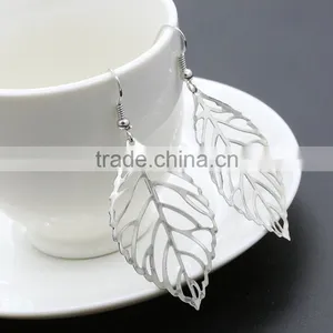 Europe New Style Simple Gold Alloy Jewelry Earrings thumbnail-2