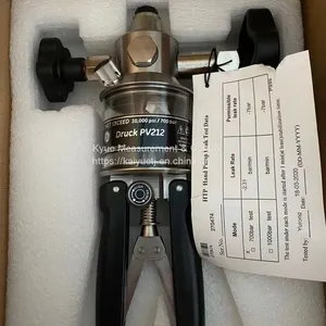 Hydraulic Hand Pump GE Druck Pv212 700psi thumbnail-1