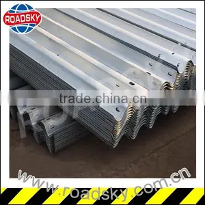 High Grade Security Expressway Galvanized Guardrail Crash Barrier thumbnail-1