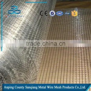 Galvanized Welded Wire Mesh Roll thumbnail-3