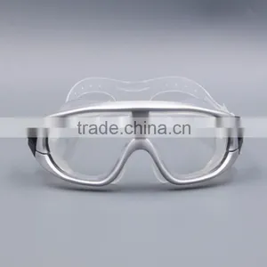 Comfortable Silicone Swimming Goggle With Anti-Fog Lens thumbnail-2