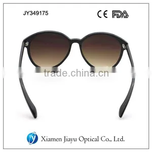 Popular Design Polarized Sunglasses for Men and Woman With High Quality and Customized Logo thumbnail-5