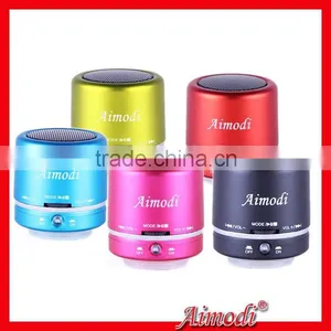 Modern Popular Novelty Music Mini Speaker With fm Radio Function thumbnail-2