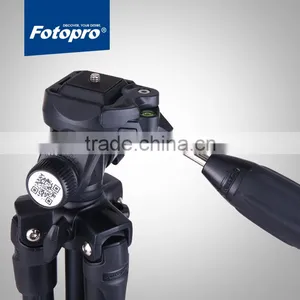 Multifunctional and Portable Tripod thumbnail-3