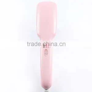 China Beauty Salon Equipment PTC Heating Hair Straightener Comb Brush thumbnail-2