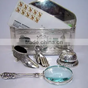 Magnifier and Desktop Accessories thumbnail-1