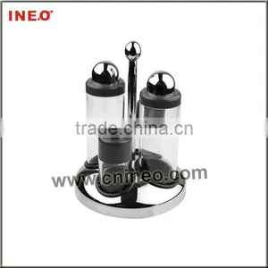 Four Heads Restaurant Pepper And Salt Shaker With Base thumbnail-1