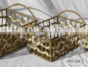 Straw Basket thumbnail-1