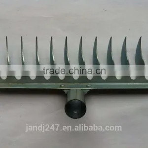 Carbon Steel Garden Rake/ Farming Rake With Low Price thumbnail-5