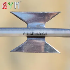 High Quality Airport Use BTO & CBT Type Concertina Razor Wire thumbnail-5