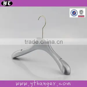 AL6097 Kids Wooden Clothes Hanger Coat Hanger for Baby thumbnail-4