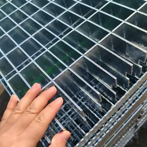 304 Stainless Steel Trench Grating, 100mm Wide Slotted Drain Grate With 3mm Thickness for Heavy Load Areas thumbnail-4