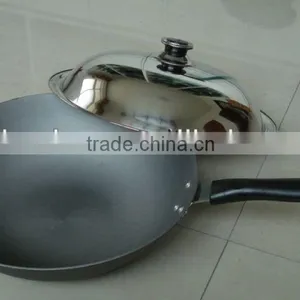 34cm Cast Iron Wok With Bakelite Handle thumbnail-1