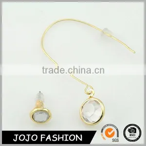 Special Asymmetric Jewelry Rhinestone Gold Earrings Design For Girl thumbnail-1