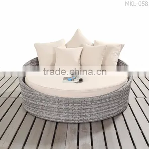 Modern Poly Rattan Wicker Patio Round Sunbed Outdoor Furniture thumbnail-2