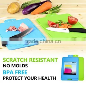 2016 Best Selling Scratch Resistant no Molds BPA Free Fancy Folding Silicone Plastic Cutting Board thumbnail-1