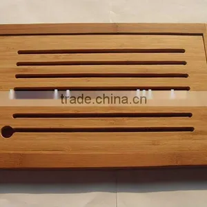 Bamboo Bread Cutting Board (modern) thumbnail-1
