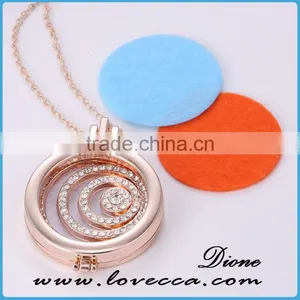 2017 Beautiful Hollow Design Essential Oil Diffuser Perfume Necklace For Locket thumbnail-4
