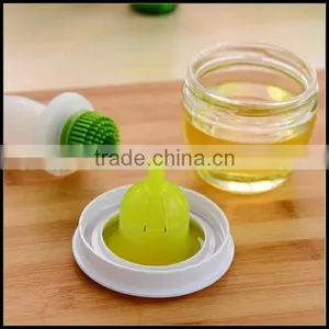Candy Color Disassembled Silicone Squeeze Oil Brush,OEM Bottle Silicone Brush Wholesale,oil Storage Silicone Pastry Brush thumbnail-2