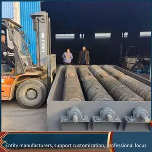 Mobile Plastic Powder Feeder, Screw Feeder for Processing Pig Feed, Model 219 Crushed Material Elevator thumbnail-3