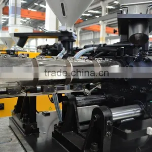 CE Approved With Automatic Injection Molding Machine thumbnail-3