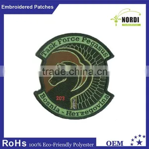 2015 New Design Fashion Embroidery Badge thumbnail-4