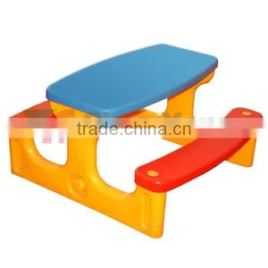Rotomolding Table and Chair thumbnail-1