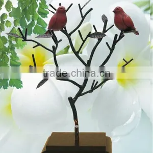 Jewelry Tree With Resin Bird thumbnail-1