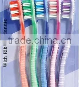 5 Pcs Disposable Toothbrush thumbnail-1