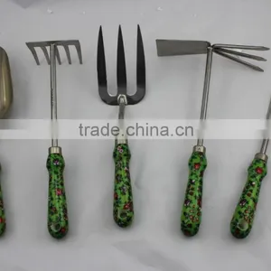 Garden Hand Digging Tool With Plastic Handle With Stainless Steel Head thumbnail-1
