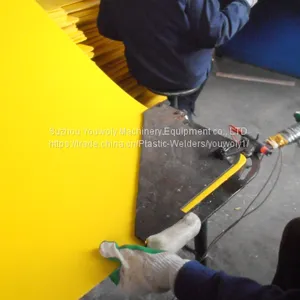 Edge Folding Ultrasonic Welding Corrugated Plastic Box Welding Machine thumbnail-5